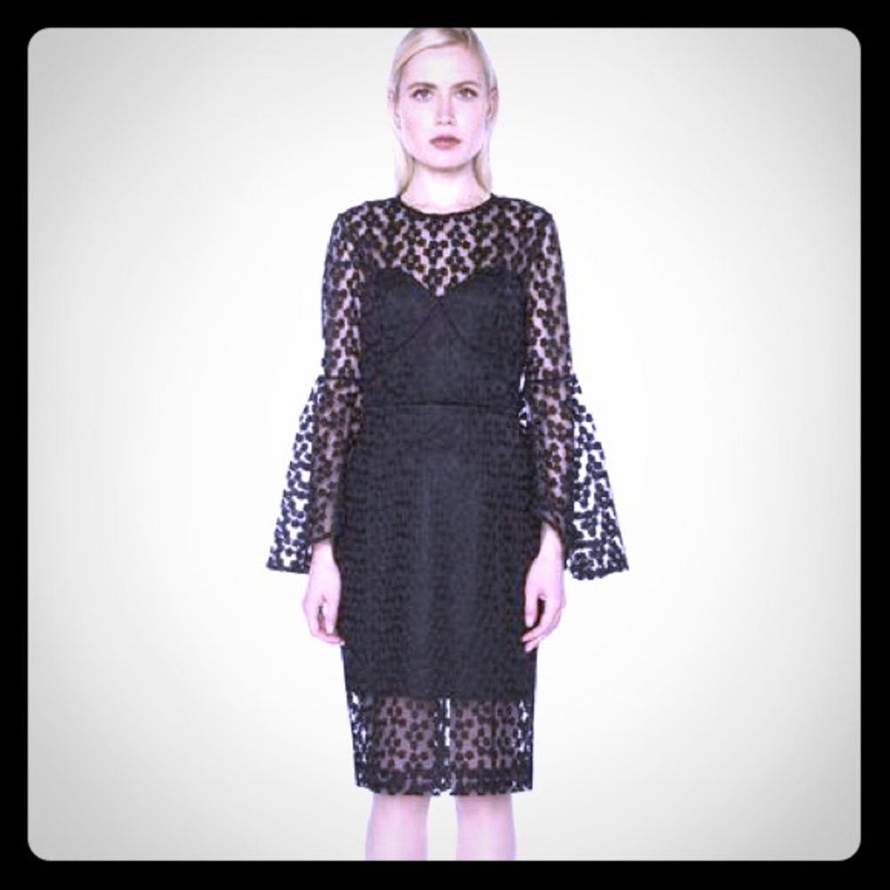 Alexia Admor Black dress
